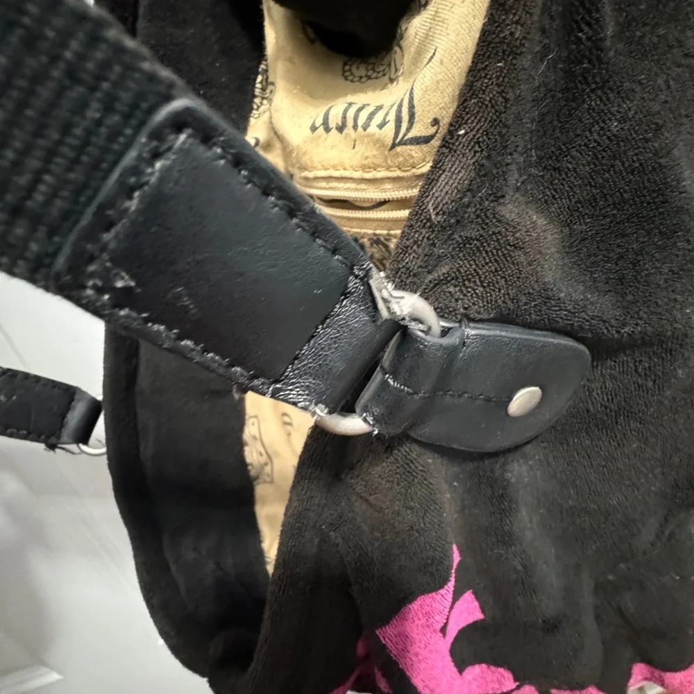 Juicy Couture choose juicy terry cloth bucket bag black hot pink logo